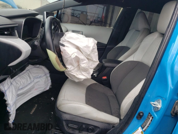 2019 Toyota Corolla Hatchback SE with VIN JTNK4RBE8K3055593, listed as a Copart auction lot 64194594 with 157,171 mi miles and Salvage Title. Bid and sale history available at carsss.com. Image 7.