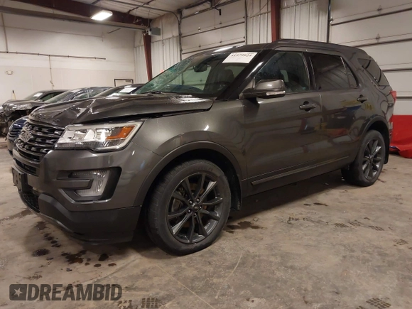 2017 Ford Explorer XLT with VIN 1FM5K8D86HGA22842, listed as a IAAI auction lot 41979924 with 103,486 mi miles and . Bid and sale history available at carsss.com. Image 19.