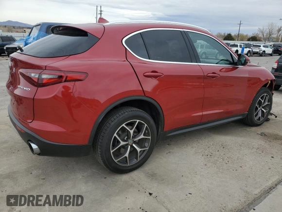 2019 Alfa Romeo Stelvio Ti Sport z VIN ZASPAKBN4K7C54604, wystawiony jako Copart lot #49912975 z przebiegiem 40 301 mil mil oraz Szkoda całkowita • Salvage title. Historia ofert i sprzedaży dostępna na DreamBid. Obrazek 3.
