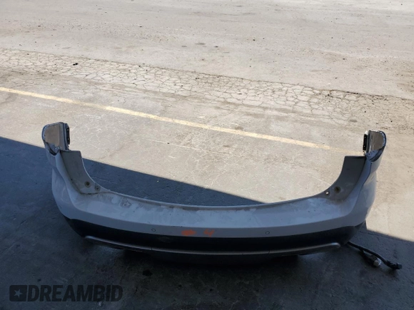 2017 Ford Explorer XLT с VIN 1FM5K7DH0HGD18076, выставлен на аукционе Copart как лот 62330935 с пробегом 72 307 миль миль и Списание • Salvage title. История ставок и продаж доступна на DreamBid. Изображение 13.