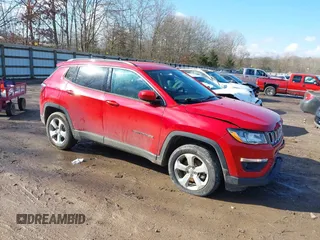 2018 Jeep Compass Latitude with VIN 3C4NJDBB3JT249146, listed as a IAAI auction lot 41208876 with 78,192 mi miles. Bid and sale history available at carsss.com. Image 1.
