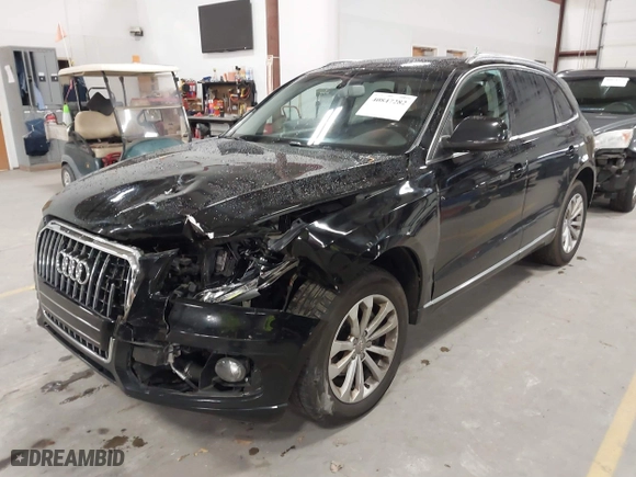 2013 Audi Q5 Premium with VIN WA1CFAFP1DA008107, listed as a IAAI auction lot 40847282 with 168,183 mi miles. Bid and sale history available at carsss.com. Image 2.