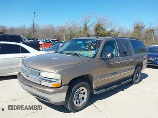 2003 Chevrolet Suburban LT with VIN 1GNEC16Z23J182041, listed as a IAAI auction lot 41731802 with 251,806 mi miles. Bid and sale history available at carsss.com. Image 2.