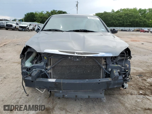 2012 Chrysler 200 Limited with VIN 1C3CCBCB4CN191088, listed as a Copart auction lot 53318964 with 184,065 mi miles and Salvage Title. Bid and sale history available at carsss.com. Image 5.