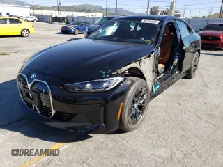 2023 BMW i4 eDrive40 z VIN WBY73AW0XPFN86814, wystawiony jako Copart lot #38230813 z przebiegiem 367 mil mil oraz . Historia ofert i sprzedaży dostępna na DreamBid. Obrazek 1.