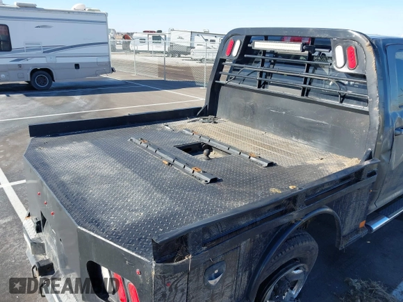 2011 Ram 2500 Laramie Longhorn with VIN 3D7UT2CL1BG516432, listed as a IAAI auction lot 41452782 with 360,079 mi miles and . Bid and sale history available at DreamBid. Image 20.