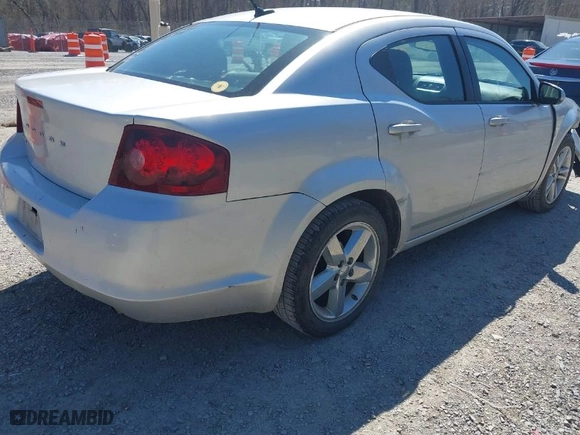 2011 Dodge Avenger Lux with VIN 1B3BD2FB5BN587238, listed as a IAAI auction lot 41869798 with 159,281 mi miles. Bid and sale history available at carsss.com. Image 4.