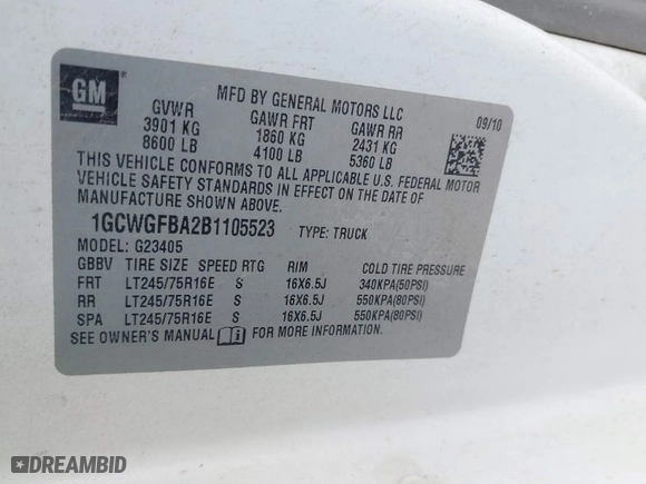 2011 Chevrolet Express Cargo Van with VIN 1GCWGFBA2B1105523, listed as a IAAI auction lot 39967800 with 208,682 mi miles. Bid and sale history available at carsss.com. Image 9.