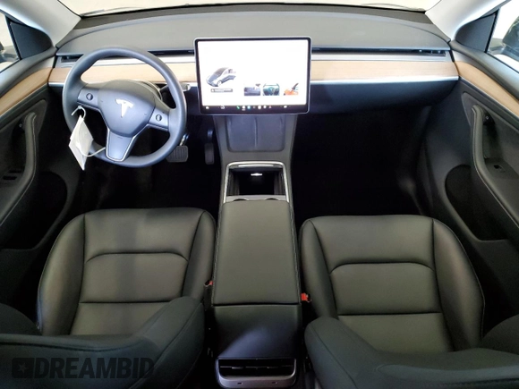 2024 Tesla Model Y Long Range z VIN 7SAYGDEE2RA246928, wystawiony jako Copart lot #60996035 z przebiegiem 19 266 mil mil oraz Szkoda całkowita • Salvage title. Historia ofert i sprzedaży dostępna na DreamBid. Obrazek 8.