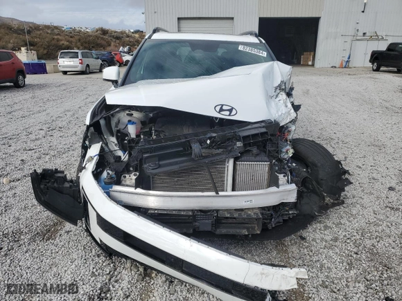 2024 Hyundai Santa Fe Calligraphy with VIN 5NMP5DGL9RH042963, listed as a Copart auction lot 82385384 with 9,803 mi miles and Salvage Title. Bid and sale history available at carsss.com. Image 5.
