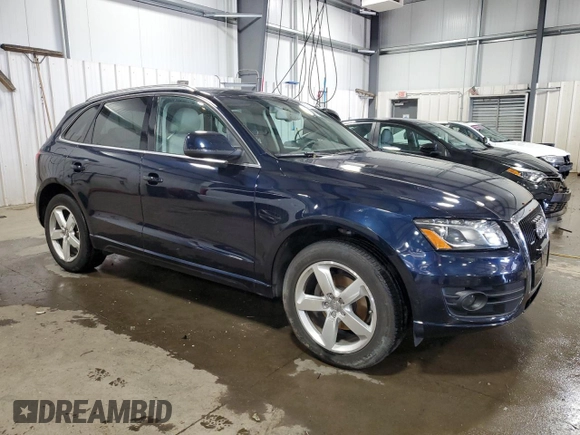 2010 Audi Q5 Prestige z VIN WA1VKAFP0AA009068, wystawiony jako Copart lot #58255995 z przebiegiem 134 075 mil mil oraz Szkoda całkowita • Salvage title. Historia ofert i sprzedaży dostępna na DreamBid. Obrazek 4.