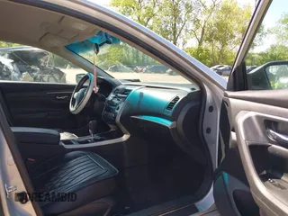 2015 Nissan Altima S z VIN 1N4AL3APXFC442581, wystawiony jako IAAI lot #42229411 z przebiegiem 112 219 mil mil oraz . Historia ofert i sprzedaży dostępna na DreamBid. Obrazek 5.