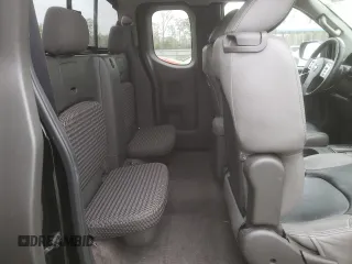 2012 Nissan Frontier SV z VIN 1N6AD0CW8CC453727, wystawiony jako Copart lot #51322205 z przebiegiem 147 058 mil mil oraz Szkoda całkowita • Salvage title. Historia ofert i sprzedaży dostępna na DreamBid. Obrazek 10.
