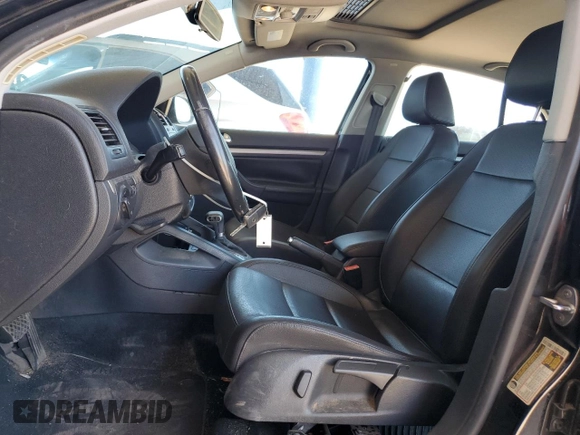 2010 Volkswagen Jetta SE with VIN 3VWRX7AJ8AM135483, listed as a Copart auction lot 57055325 with 133,896 mi miles and Salvage title. Bid and sale history available at DreamBid. Image 7.