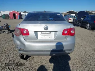 2006 Volkswagen Jetta 2.5L с VIN 3VWSF71KX6M625881, выставлен на аукционе IAAI как лот 41435542 с пробегом 232 897 миль миль и . История ставок и продаж доступна на DreamBid. Изображение 16.