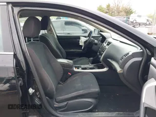 2014 Nissan Altima S with VIN 1N4AL3AP8EC270601, listed as a IAAI auction lot 42008816 with 217,798 mi miles and . Bid and sale history available at DreamBid. Image 5.