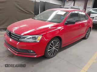2015 Volkswagen Jetta SE с VIN 3VWD17AJ2FM427651, выставлен на аукционе IAAI как лот 41119547 с пробегом 76 730 миль миль и . История ставок и продаж доступна на DreamBid. Изображение 18.