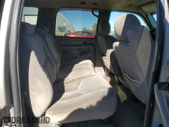 2005 GMC Yukon XL SLE with VIN 3GKEC16Z65G269801, listed as a Copart auction lot 81564944 with 197,251 mi miles and Salvage Title. Bid and sale history available at DreamBid. Image 11.