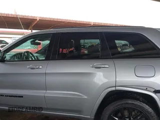 2018 Jeep Grand Cherokee Altitude with VIN 1C4RJEAG3JC358884, listed as a IAAI auction lot 42025317 with 91,451 mi miles. Bid and sale history available at carsss.com. Image 15.