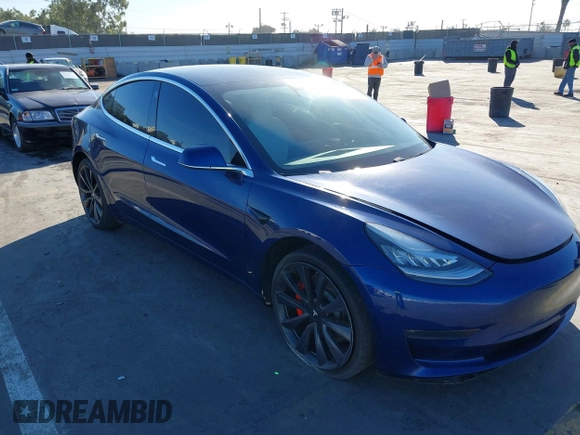 2020 Tesla Model 3 Performance z VIN 5YJ3E1ECXLF641945, wystawiony jako IAAI lot #41337826 z przebiegiem 53 336 mil mil oraz . Historia ofert i sprzedaży dostępna na DreamBid. Obrazek 6.