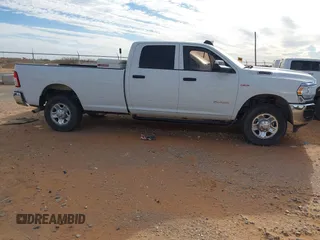 2021 Ram 2500 Tradesman with VIN 3C6UR5HJ9MG559556, listed as a IAAI auction lot 41637619 with 119,038 mi miles and . Bid and sale history available at DreamBid. Image 4.