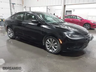 2015 Chrysler 200 S with VIN 1C3CCCDG4FN711648, listed as a IAAI auction lot 41893177 with 111,900 mi miles. Bid and sale history available at carsss.com. Image 1.