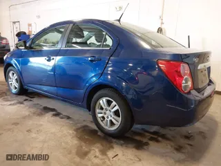 2014 Chevrolet Sonic LT with VIN 1G1JC5SH7E4118700, listed as a IAAI auction lot 41776531 with 172,655 mi miles. Bid and sale history available at carsss.com. Image 3.