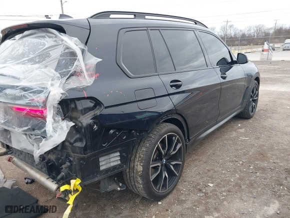 2022 BMW X7 xDrive40i with VIN 5UXCW2C08N9L13169, listed as a IAAI auction lot 41726947 with 59,752 mi miles. Bid and sale history available at carsss.com. Image 4.