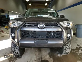 2023 Toyota 4Runner SR5 with VIN JTEMU5JRXP6210446, listed as a Copart auction lot 41521225 with 18,004 mi miles and Salvage title. Bid and sale history available at DreamBid. Image 5.