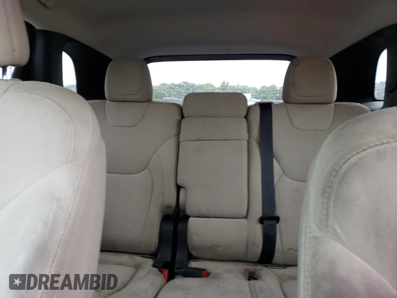 2016 Jeep Cherokee Altitude with VIN 1C4PJMCS8GW241263, listed as a Copart auction lot 73146334 with 101,581 mi miles and Clean title. Bid and sale history available at DreamBid. Image 10.