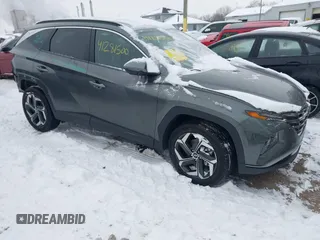 2022 Hyundai Tucson SEL with VIN 5NMJCCAE7NH048450, listed as a IAAI auction lot 41281500 with 33,110 mi miles. Bid and sale history available at carsss.com. Image 1.