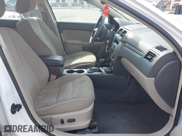 2012 Ford Fusion Hybrid с VIN 3FADP0L39CR216555, выставлен на аукционе IAAI как лот 42506669 с пробегом 171 346 миль миль и . История ставок и продаж доступна на DreamBid. Изображение 5.