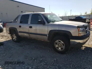 2004 Chevrolet Avalanche Z71 with VIN 3GNEK12T54G189766, listed as a Copart auction lot 73644424 with 212,762 mi miles and Clean Title. Bid and sale history available at carsss.com. Image 4.