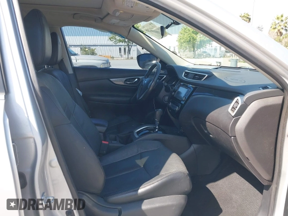 2015 Nissan Rogue SL with VIN 5N1AT2MV5FC865790, listed as a IAAI auction lot 42140295 with 127,782 mi miles. Bid and sale history available at carsss.com. Image 5.