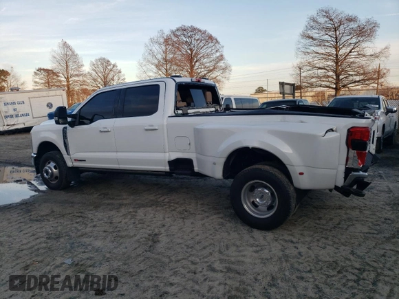 2024 Ford F-350 XL with VIN 1FT8W3DM8REC02732, listed as a Copart auction lot 80866094 with 16,411 mi miles and Salvage Title. Bid and sale history available at DreamBid. Image 2.