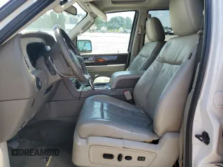 2015 Lincoln Navigator z VIN 5LMJJ3HT2FEJ04284, wystawiony jako Copart lot #53543895 z przebiegiem 208 909 mil mil oraz Szkoda całkowita • Salvage title. Historia ofert i sprzedaży dostępna na DreamBid. Obrazek 7.
