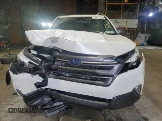2025 Subaru Forester Premium with VIN JF2SLDDC3SH523661, listed as a Copart auction lot 57721475 with 1,075 mi miles and Salvage title. Bid and sale history available at DreamBid. Image 5.