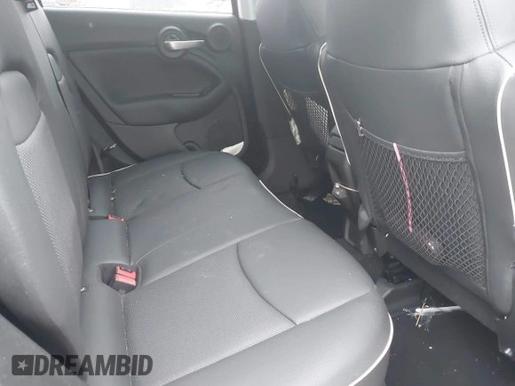 2021 FIAT 500X Trekking z VIN ZFBNF3B17MP944728, wystawiony jako IAAI lot #41460442 z przebiegiem 27 574 mil mil oraz . Historia ofert i sprzedaży dostępna na DreamBid. Obrazek 8.