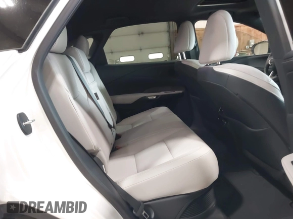 2024 Lexus RX 350h with VIN 2T2BBMCA6RC039544, listed as a IAAI auction lot 42224785 with 9,952 mi miles and . Bid and sale history available at DreamBid. Image 8.