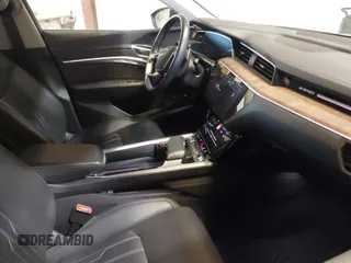 2019 Audi e-tron Prestige with VIN WA1VABGE1KB008769, listed as a IAAI auction lot 41412414 with 41,072 mi miles and . Bid and sale history available at DreamBid. Image 5.