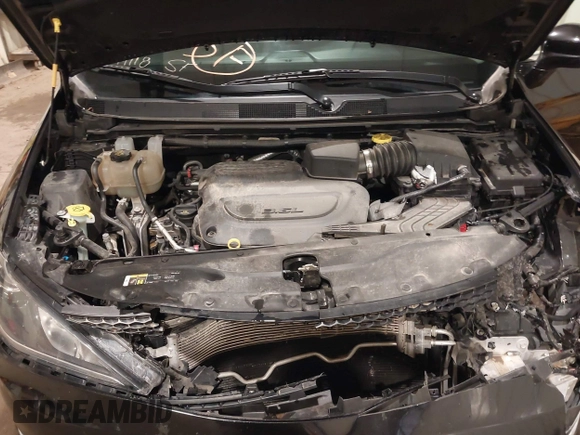 2020 Chrysler Pacifica Touring L with VIN 2C4RC1BG9LR140072, listed as a IAAI auction lot 42199118 with 93,557 mi miles and . Bid and sale history available at DreamBid. Image 10.