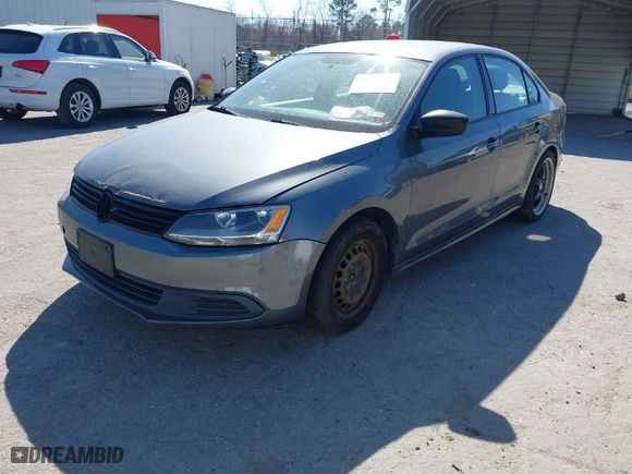 2014 Volkswagen Jetta Sedan S with VIN 3VW2K7AJ1EM329682, listed as a IAAI auction lot 41715820 with 182,782 mi miles. Bid and sale history available at carsss.com. Image 2.