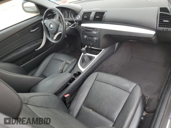 2012 BMW 1 Series 128i with VIN WBAUP7C55CVM54987, listed as a Copart auction lot 76133874 with 124,958 mi miles and Salvage title. Bid and sale history available at DreamBid. Image 8.