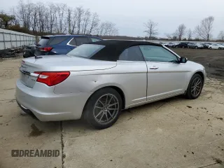 2011 Chrysler 200 Limited with VIN 1C3BC7EG9BN563797, listed as a Copart auction lot 41914665 with 221,103 mi miles and Salvage Title. Bid and sale history available at DreamBid. Image 3.
