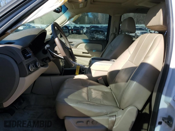 2007 GMC Yukon XL SLT with VIN 1GKFK16377R377463, listed as a Copart auction lot 49138845 with 240,450 mi miles and Salvage Title. Bid and sale history available at DreamBid. Image 7.