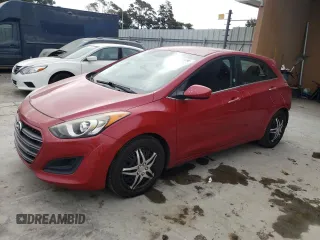 2016 Hyundai Elantra GT with VIN KMHD35LH0GU252885, listed as a Copart auction lot 62532064 with 84,976 mi miles and Salvage Title. Bid and sale history available at carsss.com. Image 1.