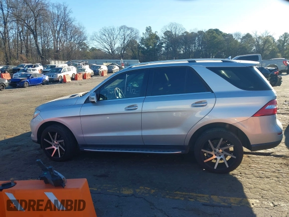 2015 Mercedes-Benz M 350 with VIN 4JGDA5JB9FA561582, listed as a IAAI auction lot 41687386 with 96,784 mi miles and . Bid and sale history available at DreamBid. Image 13.