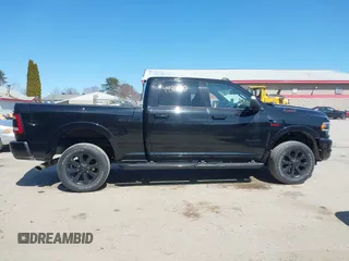 2022 Ram 2500 Laramie z VIN 3C6UR5FL0NG104956, wystawiony jako IAAI lot #41936160 z przebiegiem 57 188 mil mil oraz . Historia ofert i sprzedaży dostępna na DreamBid. Obrazek 13.