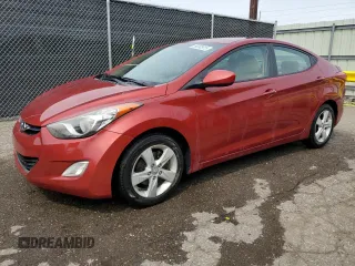 2012 Hyundai Elantra GLS z VIN KMHDH4AE2CU264809, wystawiony jako Copart lot #58392915 z przebiegiem 181 085 mil mil oraz Czysty tytuł • Clean title. Historia ofert i sprzedaży dostępna na DreamBid. Obrazek 1.