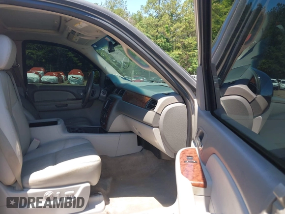 2007 Chevrolet Tahoe LTZ with VIN 1GNFK13037R265384, listed as a IAAI auction lot 42343911 with 162,688 mi miles and . Bid and sale history available at DreamBid. Image 5.